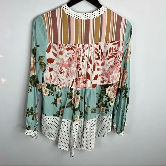 Soft Surroundings Size Small Mixed Print Button Boho Floral Dot Blouse Top KK15 - Picture 4 of 5